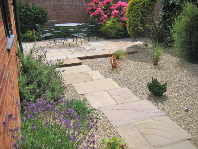 courtyard design and landscaping